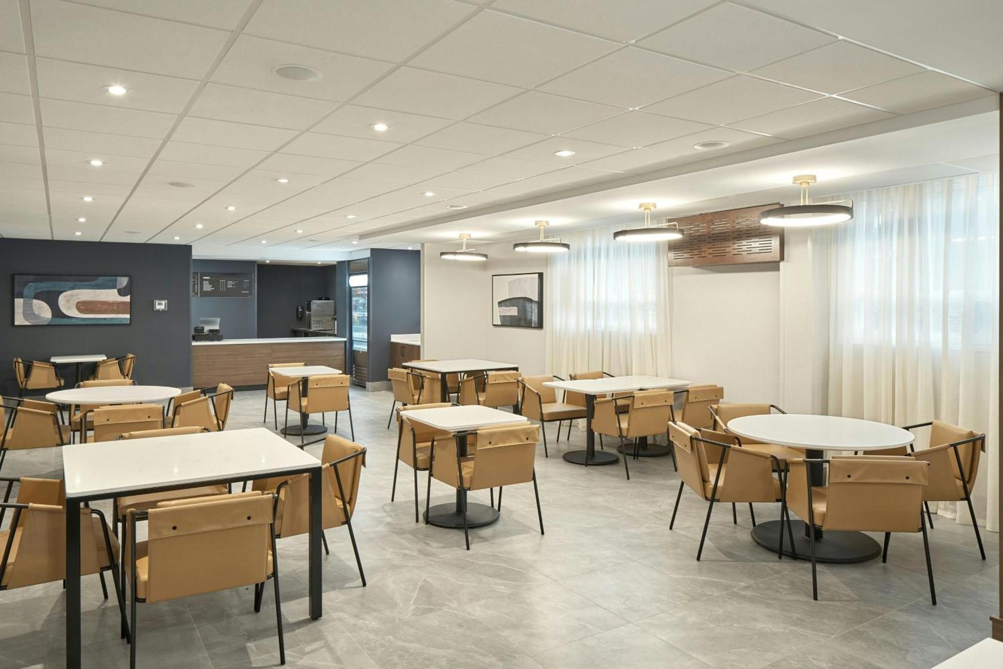 Courtyard By Marriott Regina Downtown 호텔 외부 사진