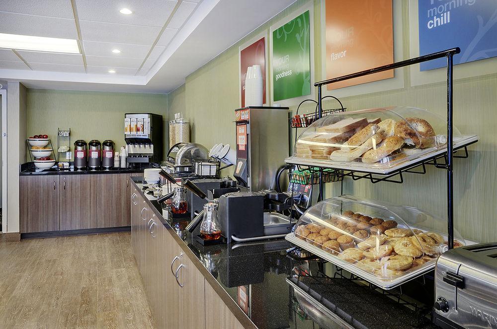 Courtyard By Marriott Regina Downtown 호텔 외부 사진