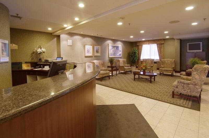 Courtyard By Marriott Regina Downtown 호텔 내부 사진