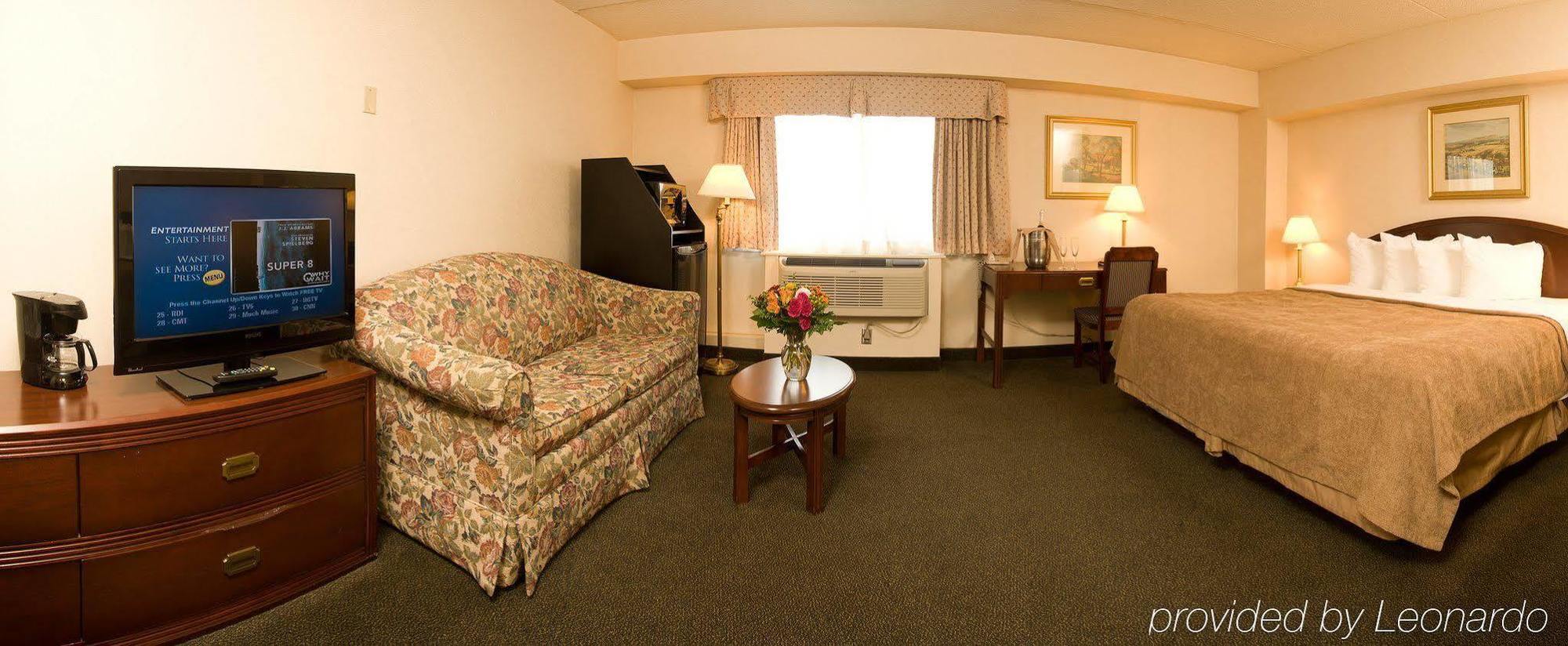Courtyard By Marriott Regina Downtown 호텔 객실 사진